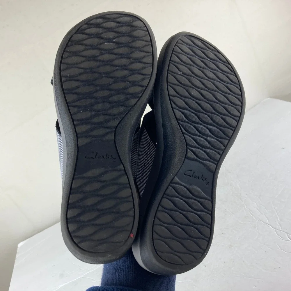Clarks Cloudsteppers Arla Glison Womens 6 Black White Striped Slides - Picture 7 of 7